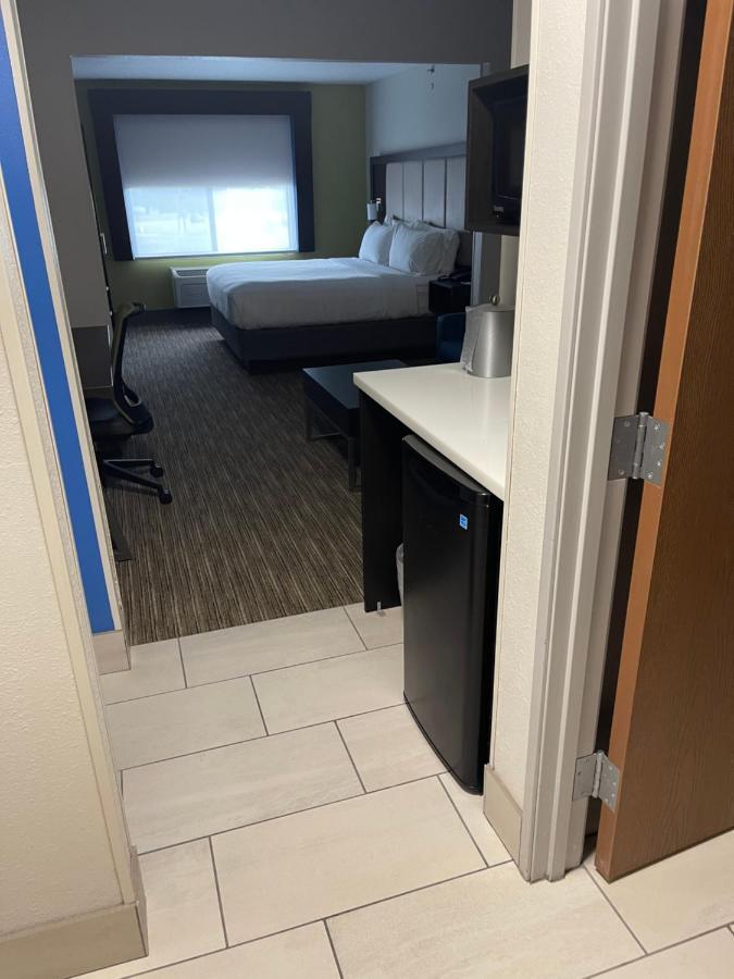 Holiday Inn Express Hotel & Suites Las Vegas By Ihg Екстериор снимка