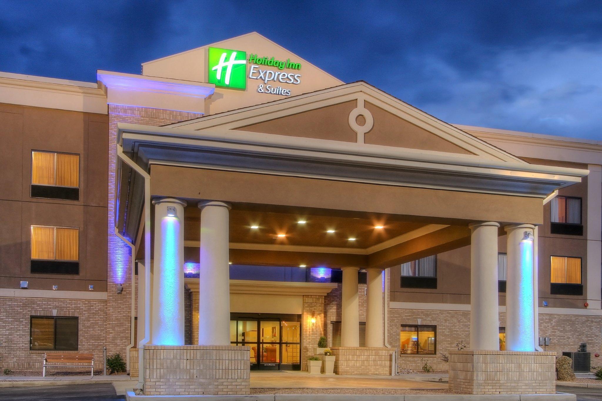 Holiday Inn Express Hotel & Suites Las Vegas By Ihg Екстериор снимка